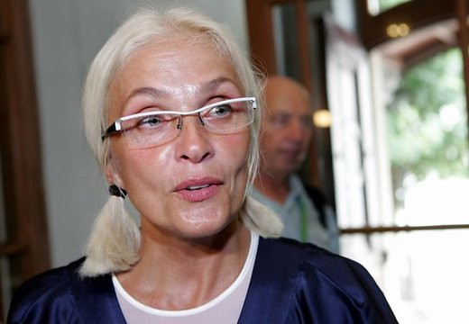 «АиФ»: артист РФ Пашутин нелестно отозвался о певице Вайкуле