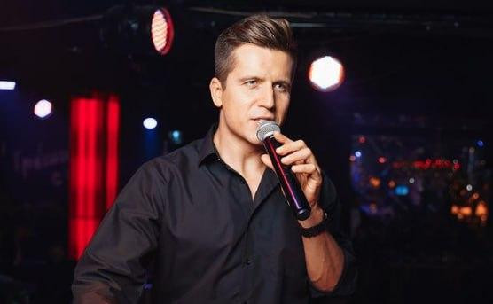 Комик Денис Косяков заявил, что из эфира КВН вырезали жесть Эрнста и слова про Хрусталёва