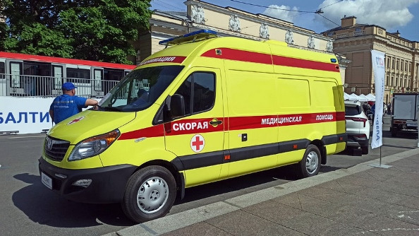 Скорая помощь Петербурга получила первый автомобиль нового бренда Sollers 