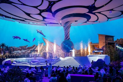 Парк SeaWorld Yas Island, Abu Dhabi открылся зрелищным мероприятием с участием звезд 