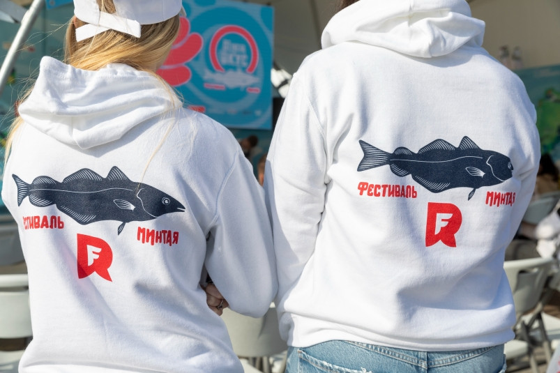 Больше 20 тысяч блюд из минтая съедено участниками уличного фестиваля “О!Мега Вкус”