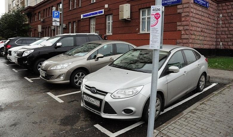 В России автомобильный рынок просел на 60% в 2022 году