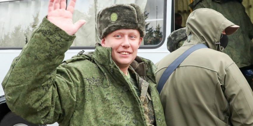 Мобилизация в России: вторая и третья волны мобилизации отменяются? Какое решение принял Путин о всеобщей мобилизации? Последние новости на сегодня