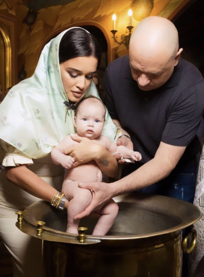 Ксения Бородина стала крестной мамой дочери Ольги Орловой