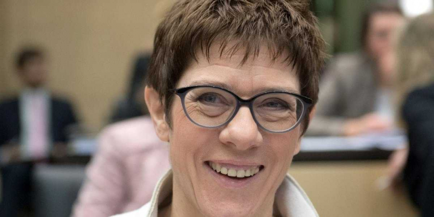 Министр обороны ФРГ соскучилась по блицкригу