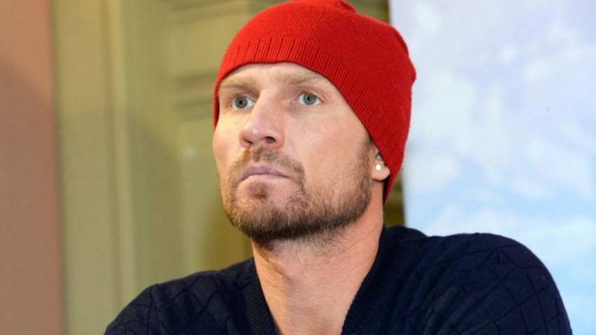 Наталья Подольская сообщила, что отправила песню Преснякова «Живи» Роману Костомарову