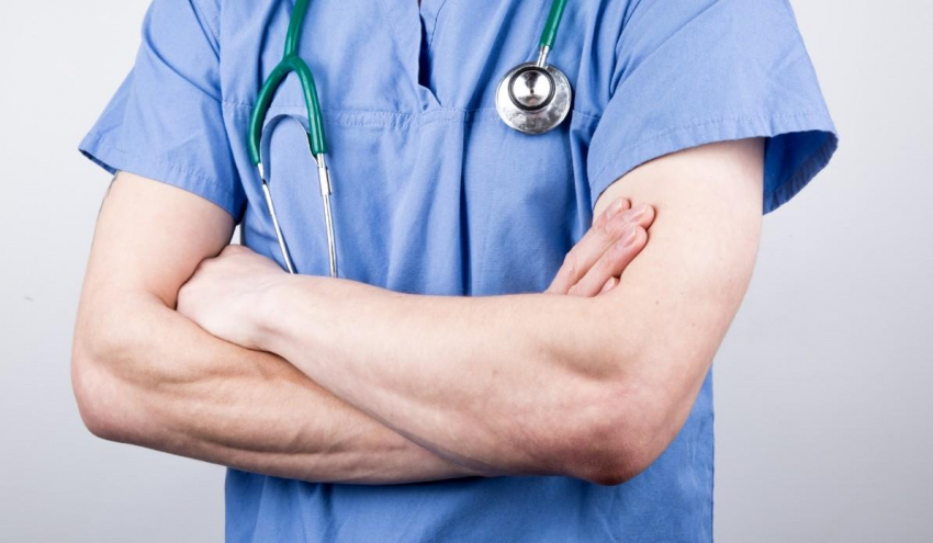 Психиатр Кузьмина: Шизофрения может начинаться с раздражения и избегания людей