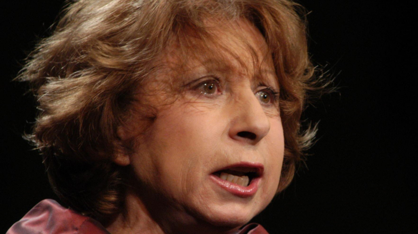 Лия Ахеджакова призналась, что ей не в силах жить в Польше