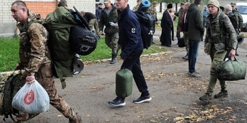 В Кремле высказались об отправке в зону СВО мобилизованных без подготовки: Вторая и третья волны мобилизации в России: будут или нет? Объявят ли тотальную, полную мобилизацию в ноябре? Последние новости 21 октября 2022