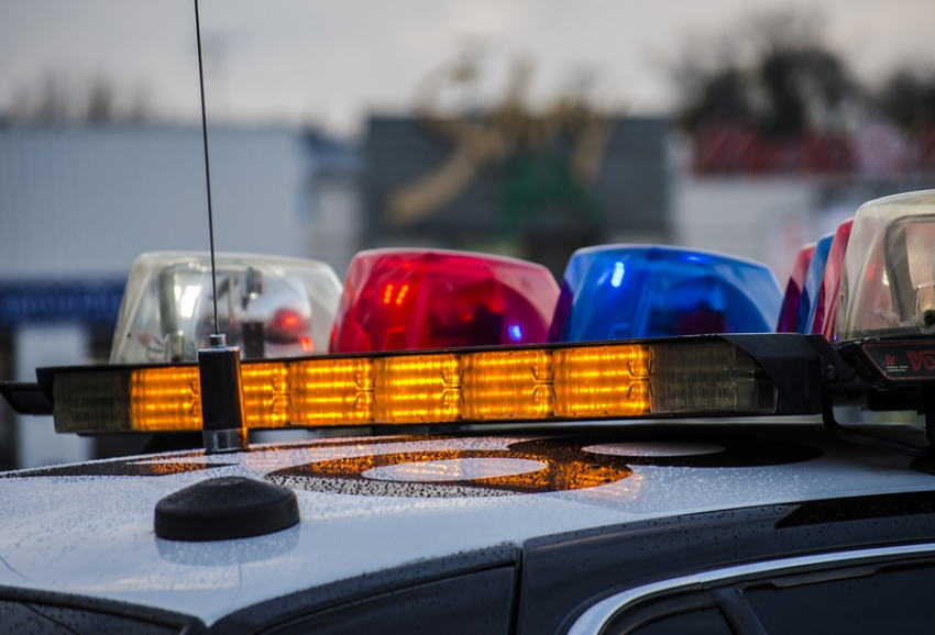 В Санкт-Петербурге пьяный водитель обстрелял стоявшую у его авто нетрезвую пару