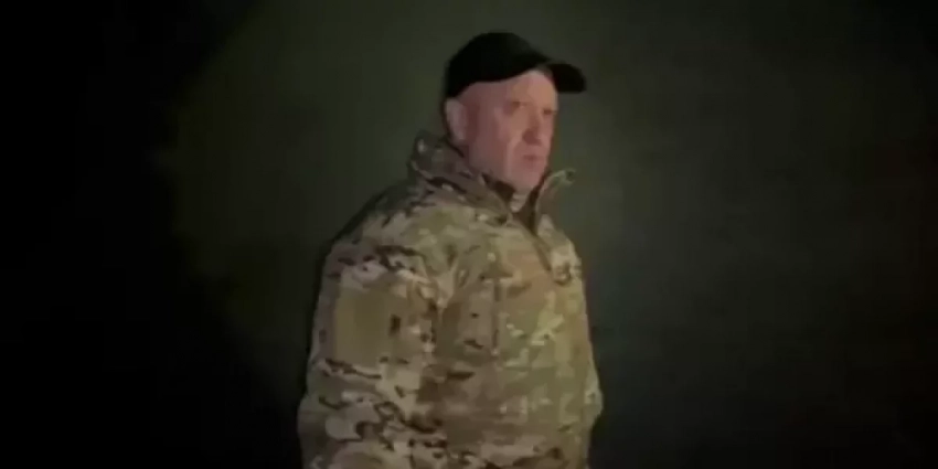 «В зависимости от ситуации на Украине»: Пригожин рассказал о дальнейших действиях ЧВК «Вагнер» после передачи Артемовска МО РФ