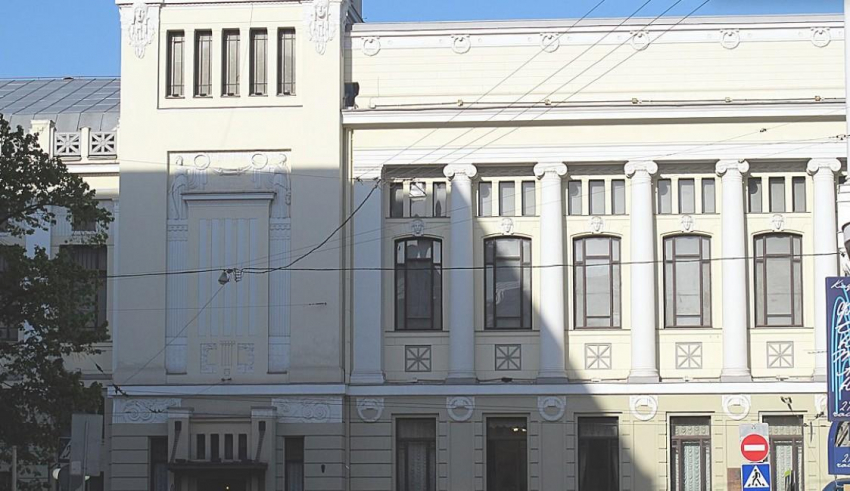 Варшавер прокомментировал желание дочери Захарова занять его место в театре: «Она тут командовать не будет»