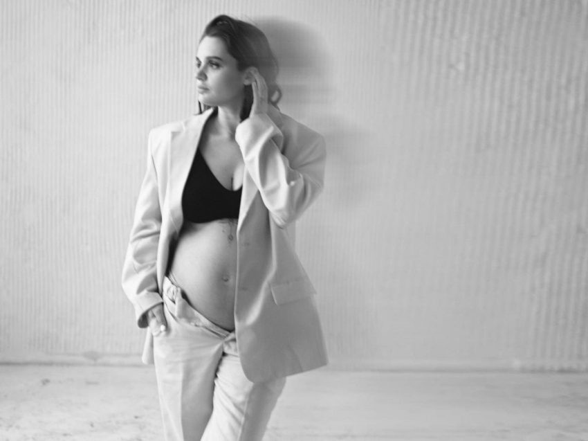 «Муж любит меня любой»: Дочь Славы не может сбросить набранные за беременность 20 килограммов