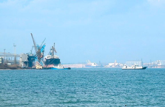 Россия ограничила регистрацию судов в одесский порт «Южный» до возобновления экспорта аммиака