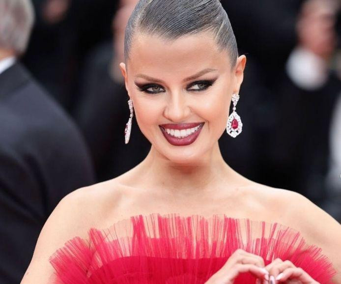 Виктория Боня опровергла слухи о покупке билета на Каннский кинофестиваль