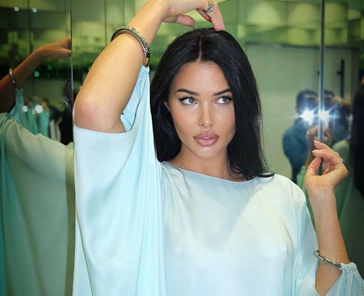 Подписчики обрушились с критикой на Анастасию Решетову за открытый «как у рыбы рот» на новых фото