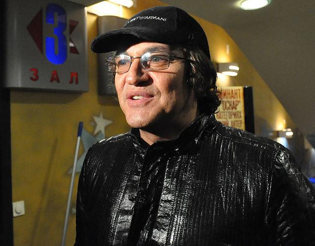 Дибров рассказал, чью деятельность копируют Юрий Дудь и Ксения Собчак