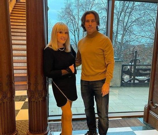 Галкин на концерте в Турции запретил зрителям снимать выступление на телефон