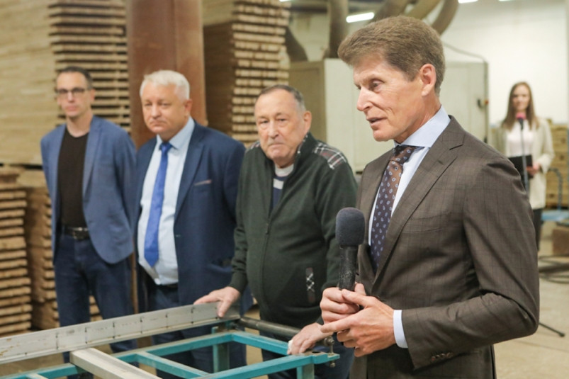 Олег Кожемяко провел “рабочий выходной” в Лесозаводске