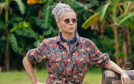 Политик Сергей Михеев назвал актрису Яну Троянову «никому не известной теткой»