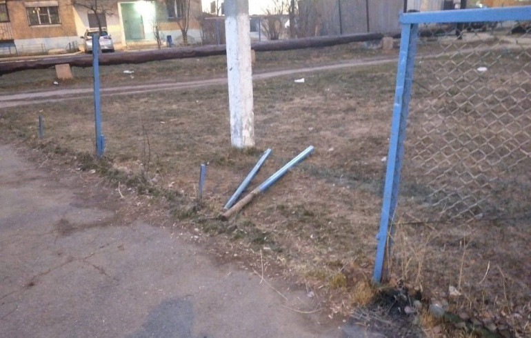 В Челябинске с управляющей компании потребовали взыскать 100 тысяч рублей за травму ребёнка