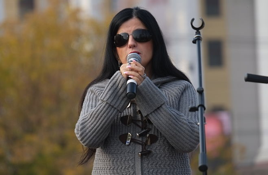 Митя Фомин призвал овдовевшую Диану Гурцкую найти нового ухажера «ради сына»