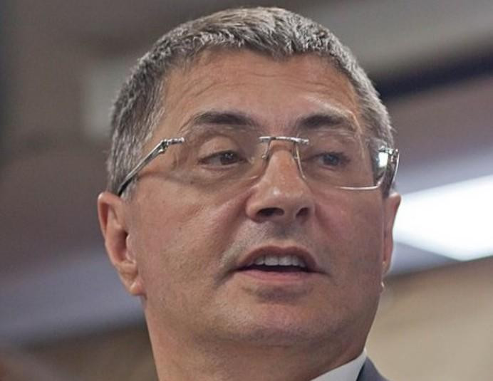 Доктор Мясников дал советы людям, самочувствие которых ухудшается при изменении погоды