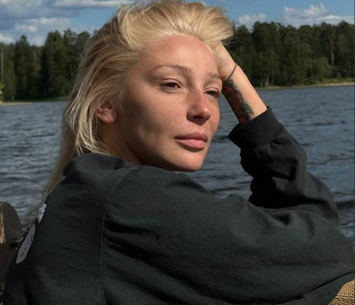 МК: Ивлеева и Нагиев возглавили список звезд с самыми большими гонорарами за рекламу