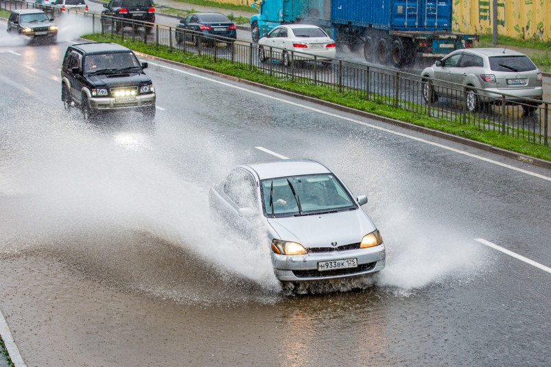 Во Владивостоке за 12 часов выпало 52 мм осадков при месячной норме в 104 мм
