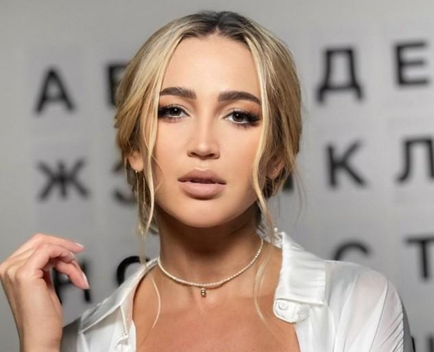 Ольга Бузова обвинила пластического хирурга Вдовина во лжи