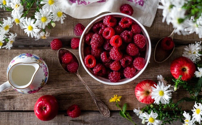 Эпидемиолог Чикина назвала немытые ягоды источником холеры и сепсиса