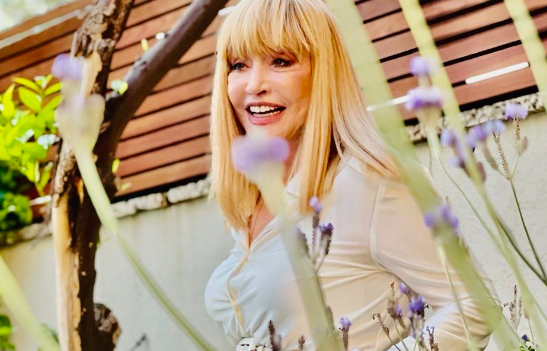 Домработница Аллы Пугачевой переживает, что ей не с кем оставить Лизу и Гарри