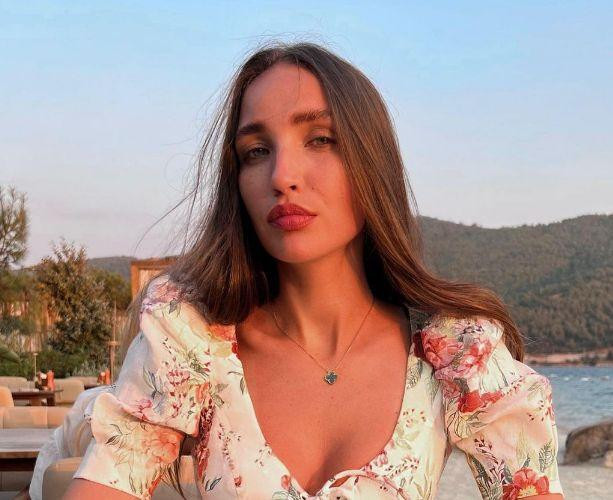 Певица Дарья Янина раскрыла причины инсульта у своего мужа Алексея Янина