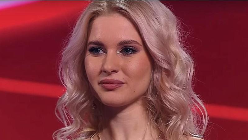 Челябинская участница шоу «Голос» Курганова записала авторский трек