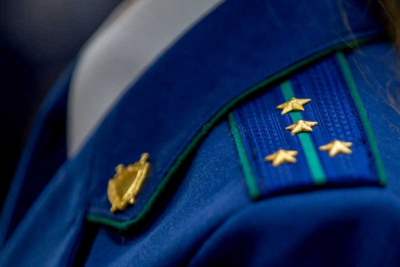 Пожаром на иностранном судне заинтересовалась приморская прокуратура