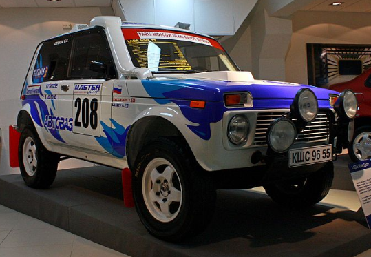 В Тольятти разработали супервнедорожную «Ниву-шасси»