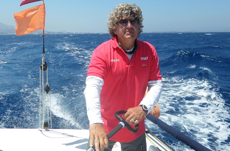 Фирсов женился на улыбчивой блондинке, которая очень похожа на Легкоступову