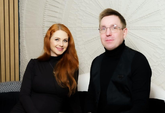 Онкобольной муж Лены Катиной вспомнил, как узнал о беременности певицы