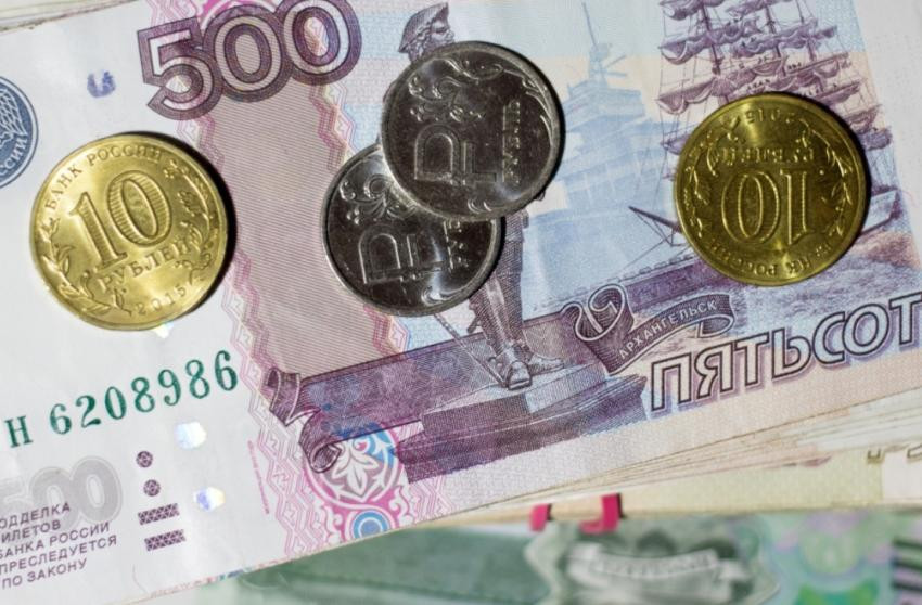 Депутат Исаев назвал президента России Путина "защитником социально уязвимых граждан"