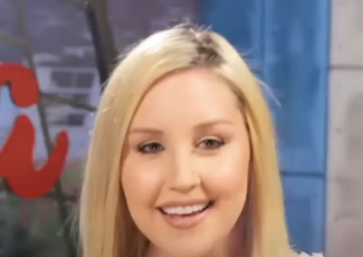 Вышедшая из психбольницы звезда фильма «Она — мужчина» Байнс снова задержана полицией