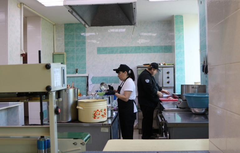 В Челябинской области проверили производство продуктов комплексного питания для бойцов СВО