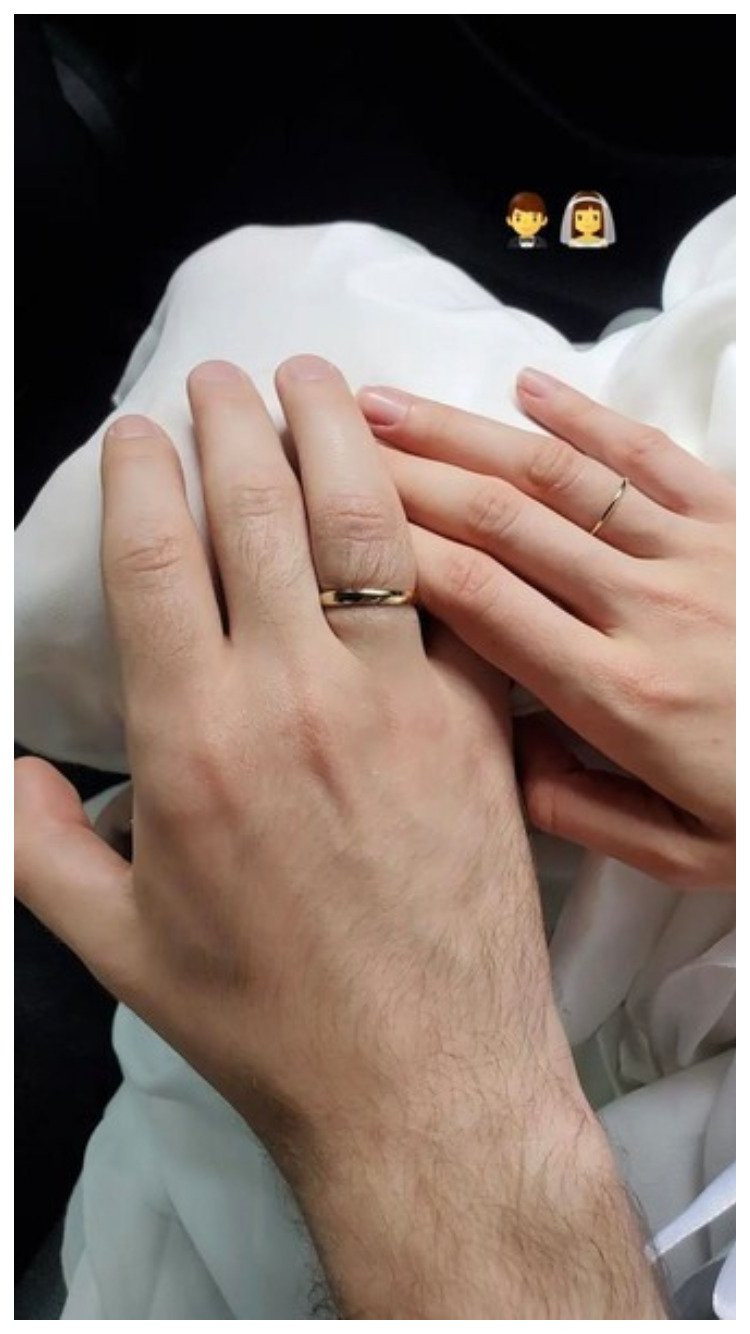 Сын Юлии Меньшовой женился на девушке старше себя: фотографии красавицы-невесты