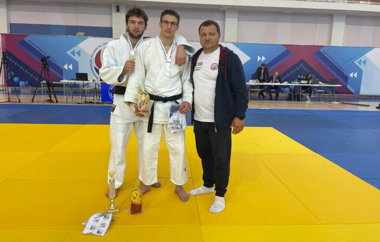 Южноуральские спортсмены завоевали шесть медалей на Летних играх паралимпийцев