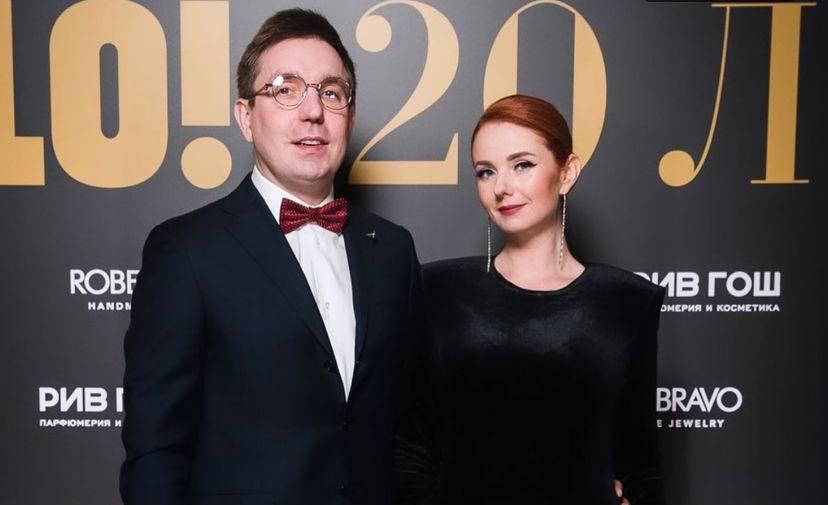 Муж Лены Катиной объяснил, почему избегал отношений с певицей