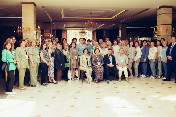 В Барнауле прошла школа по внедрению комплекса мер, направленного на профилактику падений и переломов у лиц пожилого и старческого возраста 