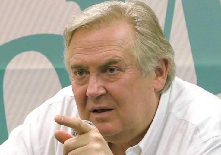 Онлайн-кинотеатр Okko выпустил тизер комедийного сериала «Мамонты» с Юрием Стояновым