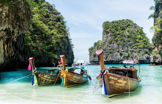 Туристов предупредили об опасности стать жертвой мошенников в Таиланде из-за штанов