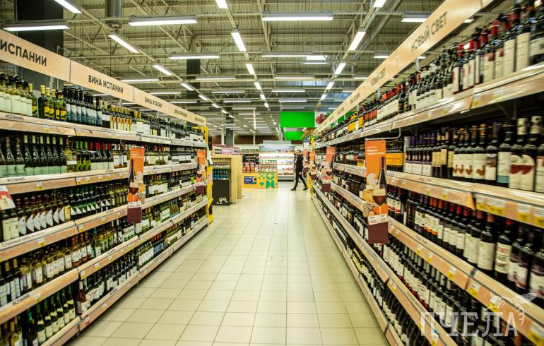 Эксперты рассказали, стоит ли своих денег вино в банках