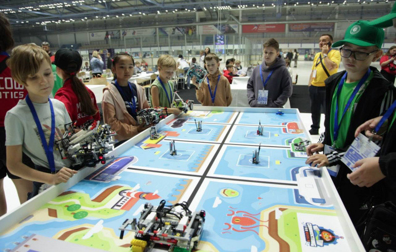В Челябинске стартовала Всероссийская робототехническая олимпиада