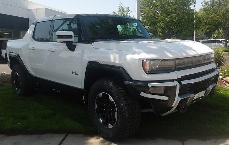 В США представлен гибридный «Hummer EV», предназначенный для военных целей